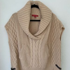Saks Fifth Avenue knit vest.